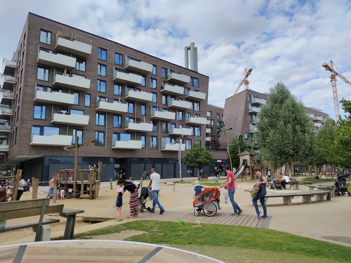 Grasbrookpark — Park