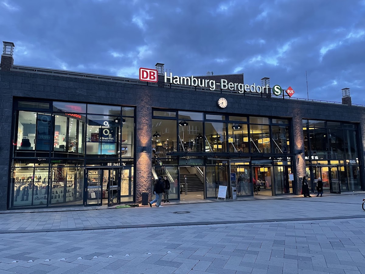 La Fleur Floristik- Blumen Bergedorf Bahnhof — Florist